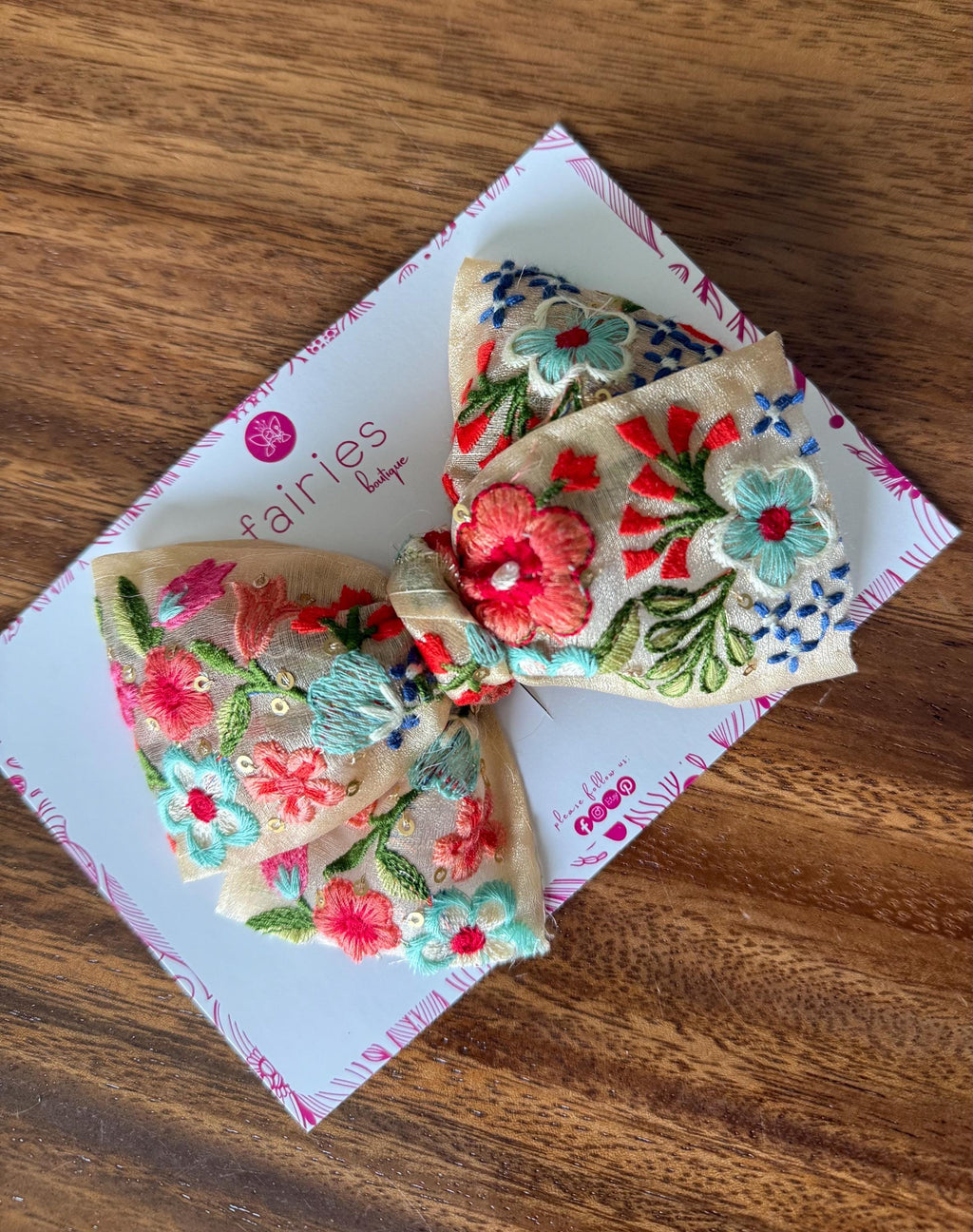 The Vera Hairbow
