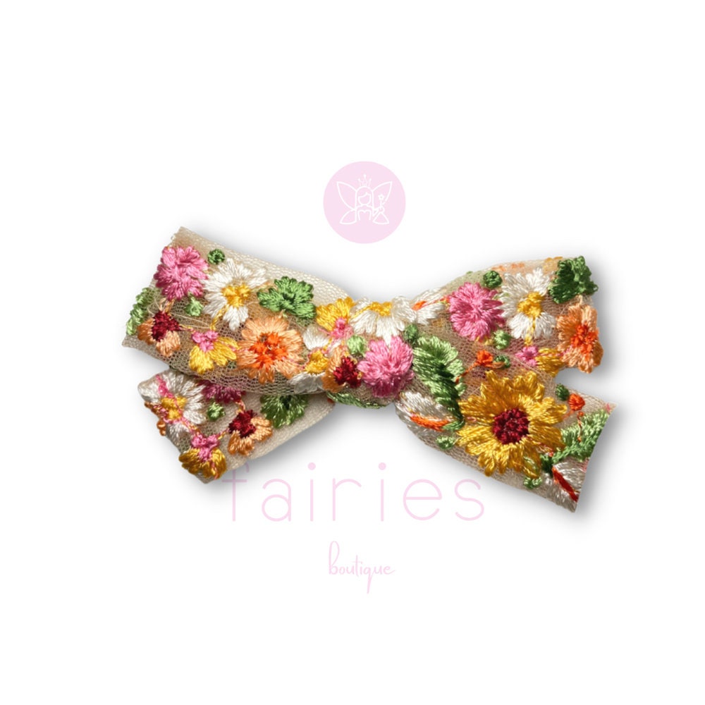 The Gigi Hair bow