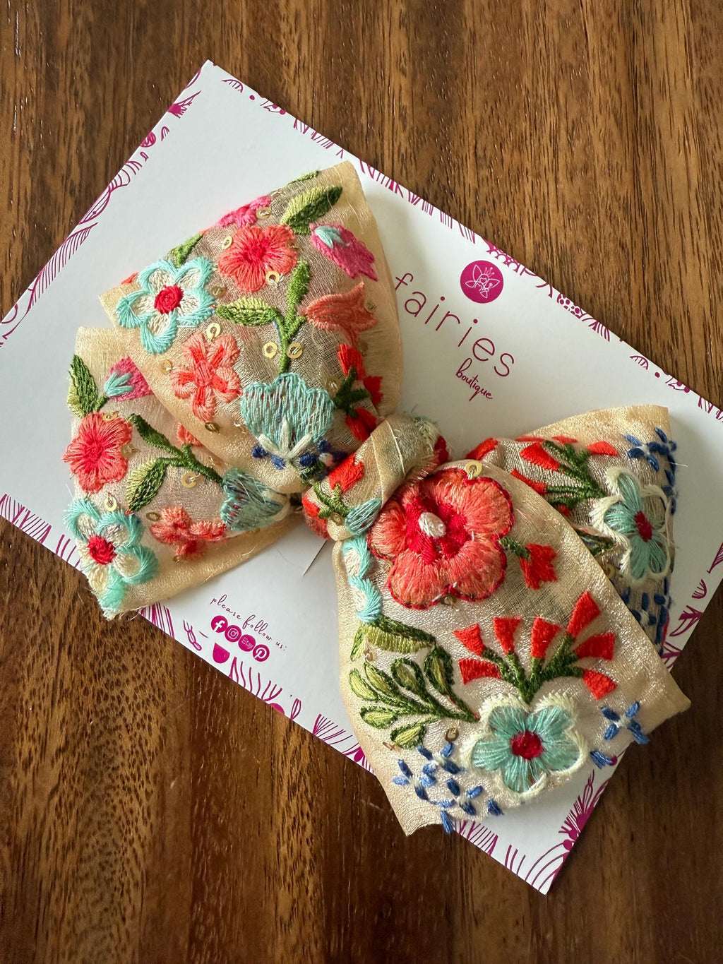 The Vera Hairbow