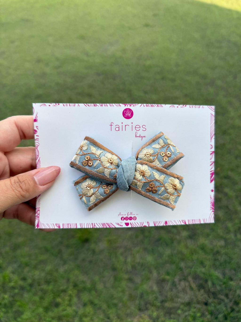 The Elsa Hair bow