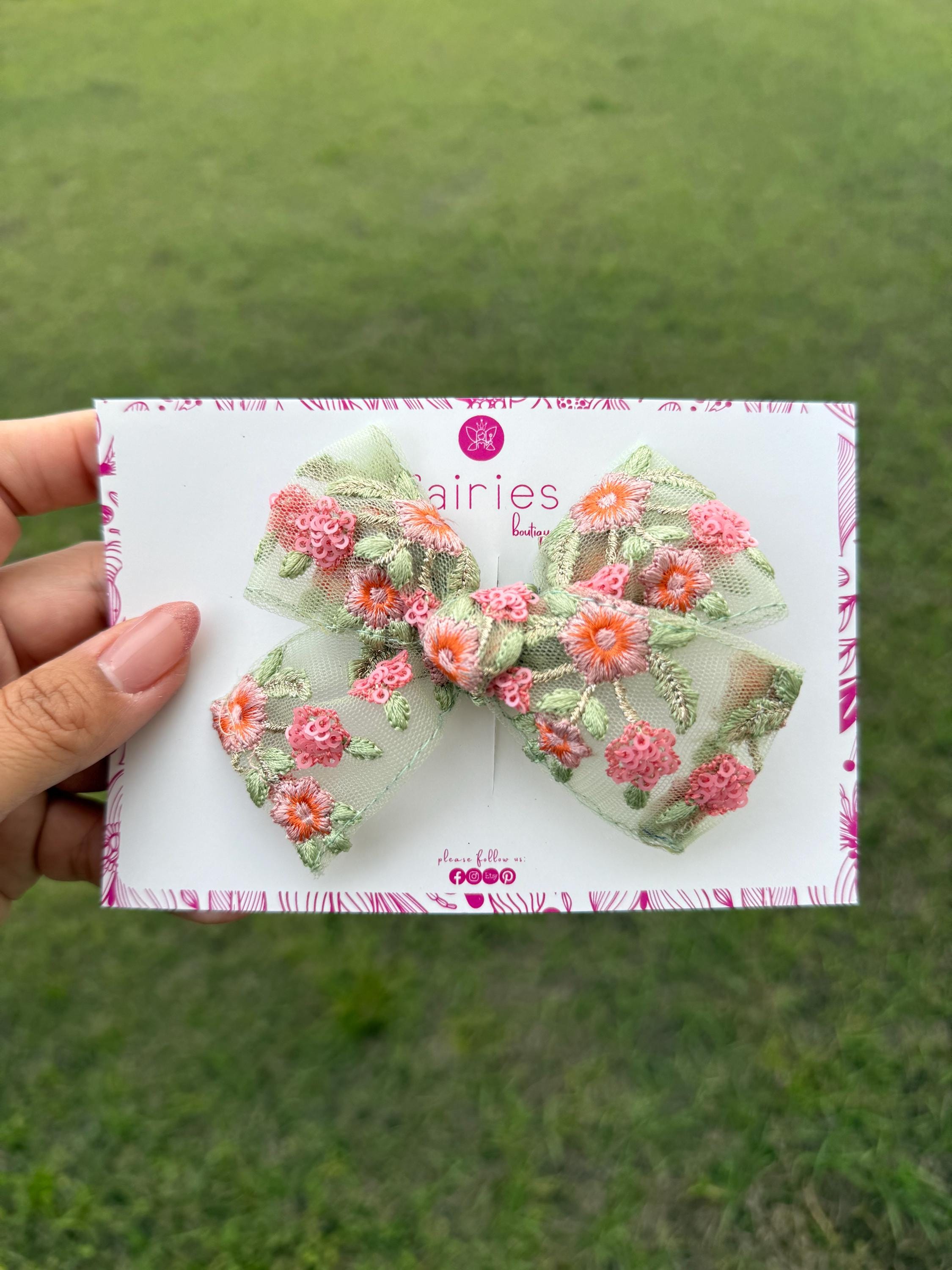 The Gia Hair bow