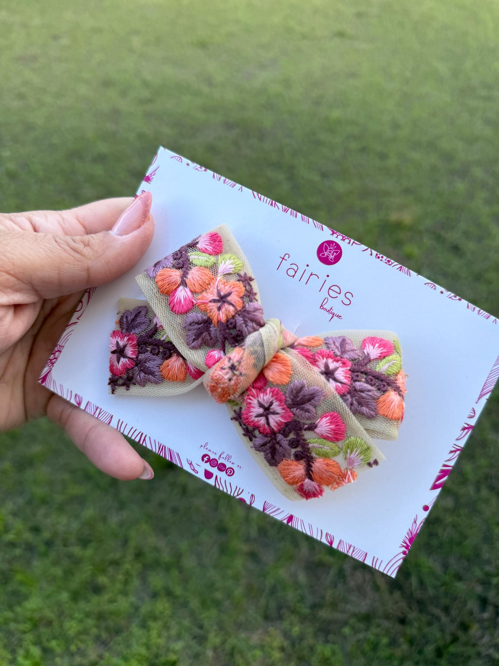 The Roxy Hair bow